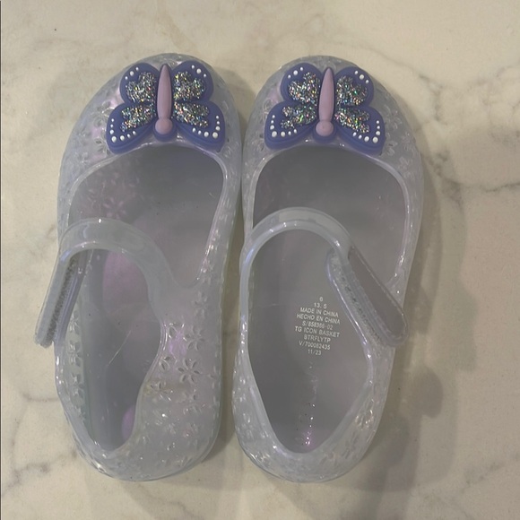Old Navy Jelly Mary Jane Flats in Butterfly - Glitter, Iridescent Purple - Picture 8 of 8